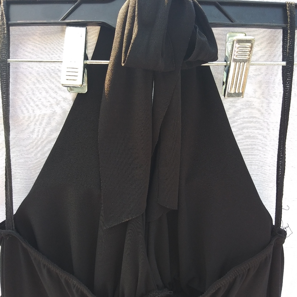 Clothes - Picture 15 of 16